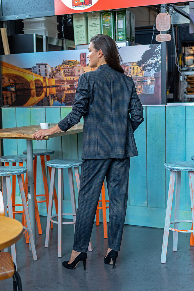 model M2353 my image 27