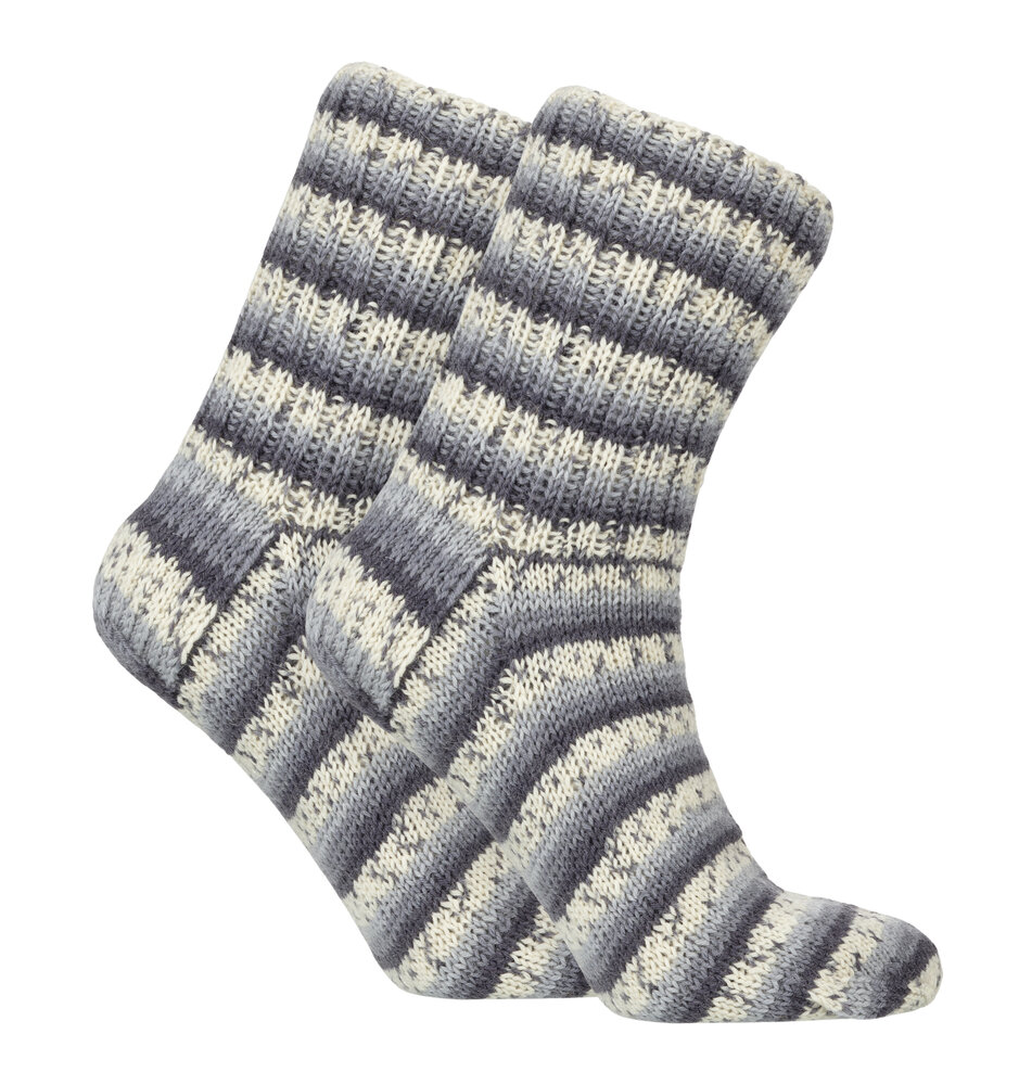 Viola Flora 8361 Black Tulip