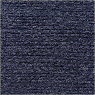 soft wool aran navy blauw