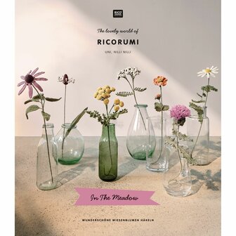 Ricorumi In The Meadow Haakboek | Rico Design