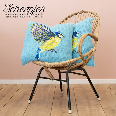 Scheepjes CKAL Blue Tit Cushion kit