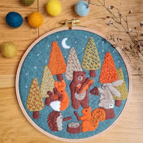 Borduurpakket &ndash; Woodland Melody Vilt Applicatie Hoop Kit