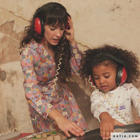 Katia Popeline Bloemenprint – 100% katoen, Oeko-Tex