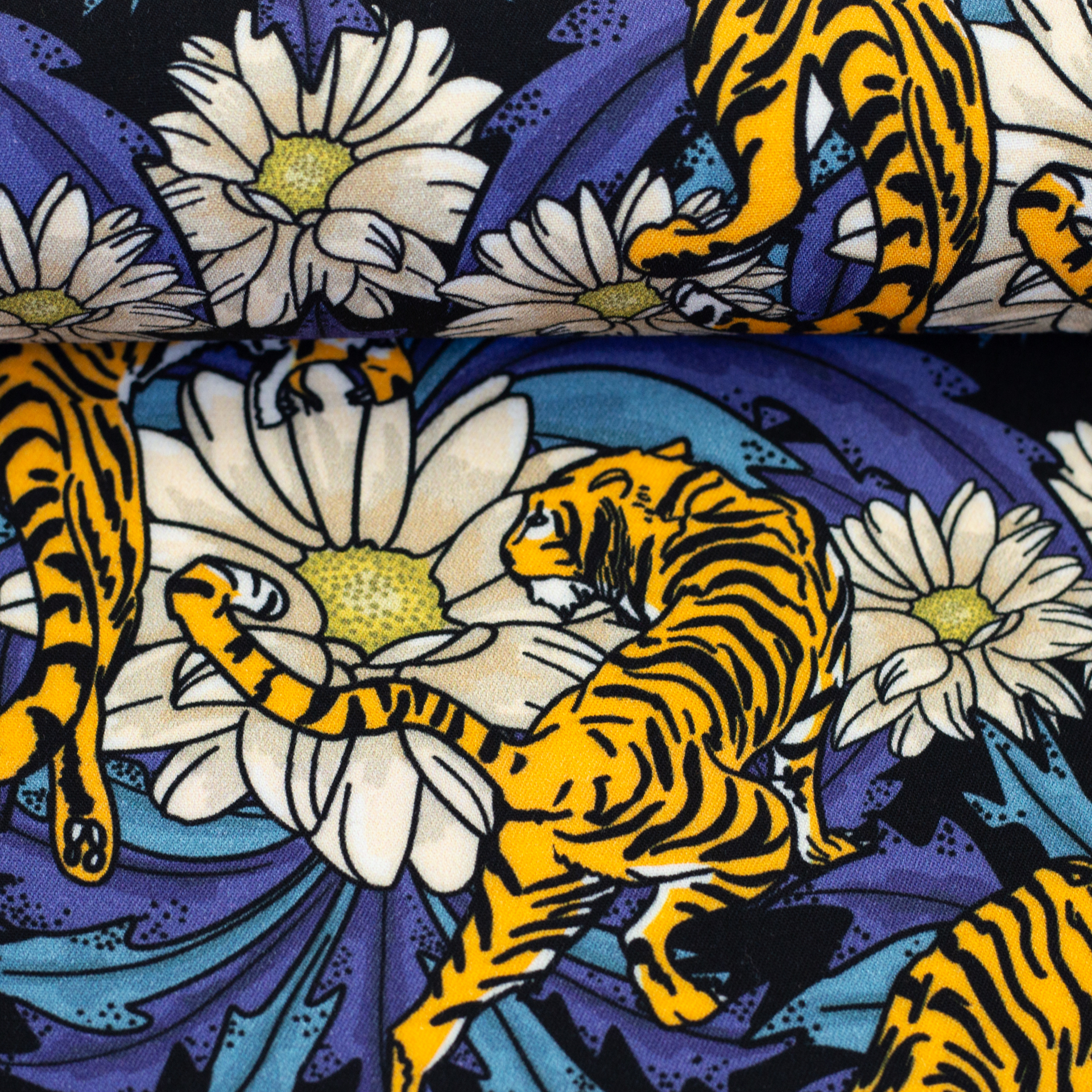 Tiger Ornament by Bienvenido Coloride