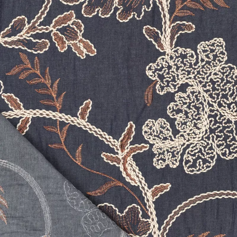 Geborduurde denimstof – 100% katoen, bloemenmotief, 148 cm