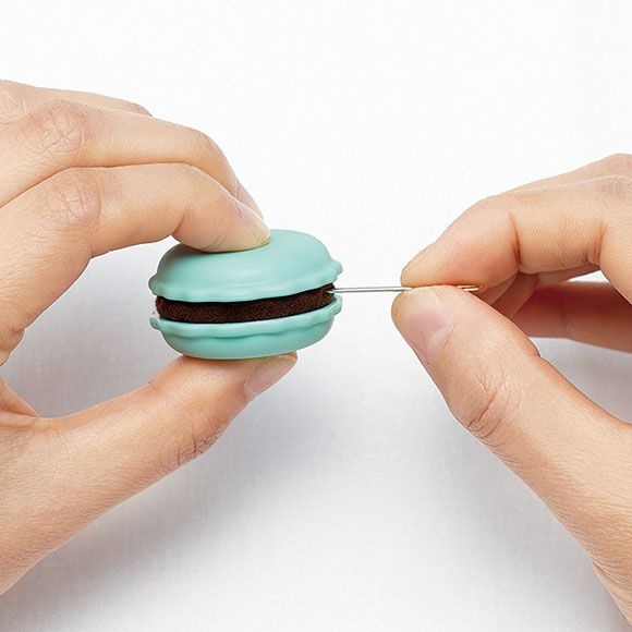 Clover Naaldenhouder en naaldslijper magnetisch Pistachio